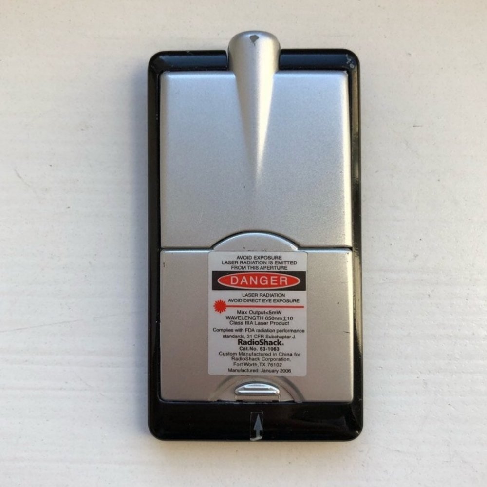 Silver RadioShack Laser Pointer - Picture 3 of 7